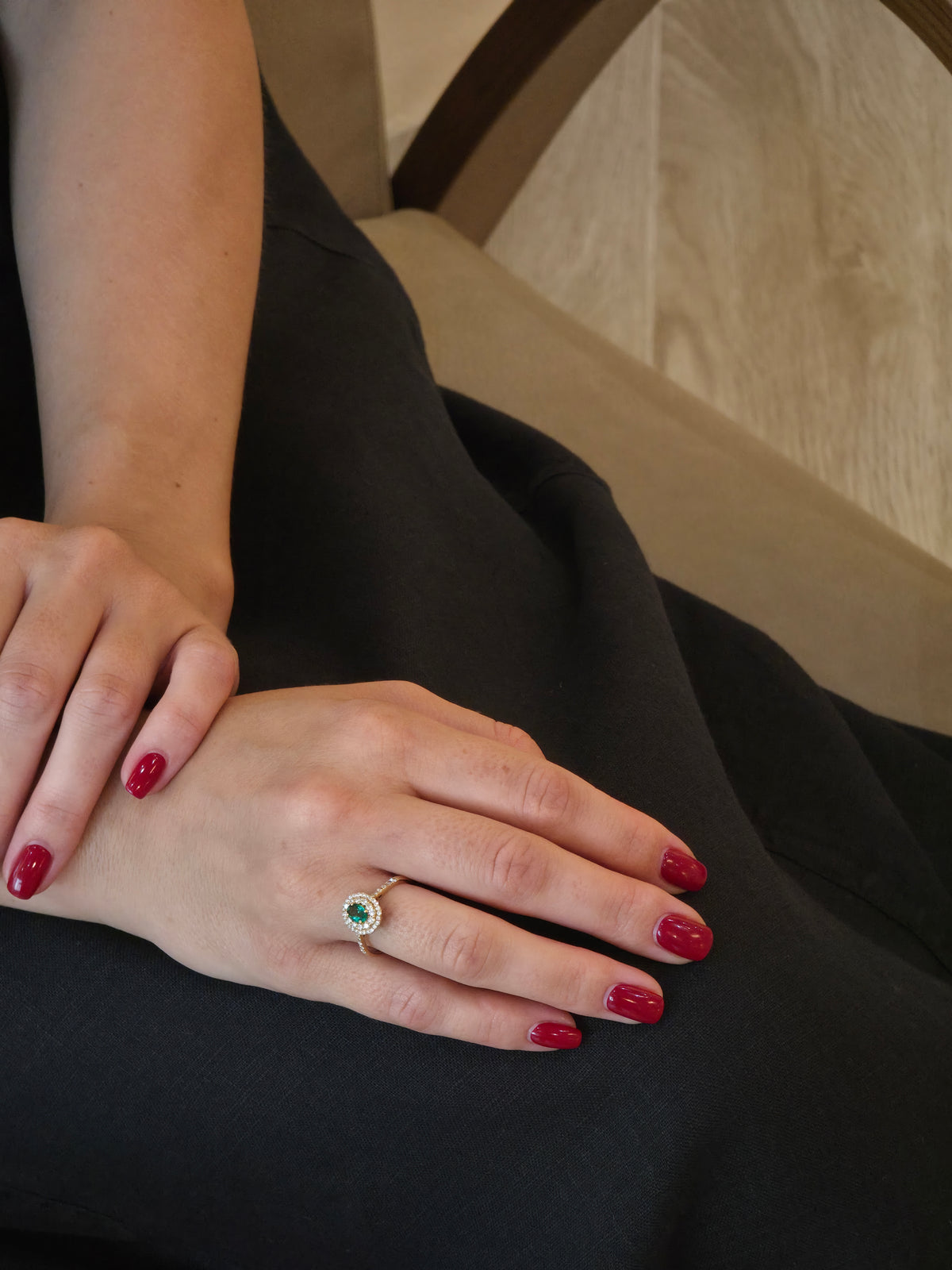 Beautiful Emerald & Diamond Yellow Gold Ring - additional view