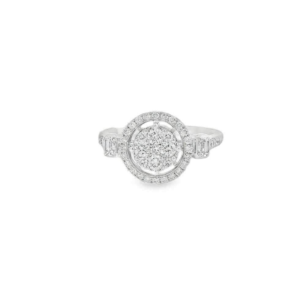 Astonishing Round Cluster Setting Diamond Ring