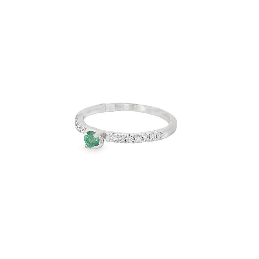 Delicate Emerald One Line Diamond Ring