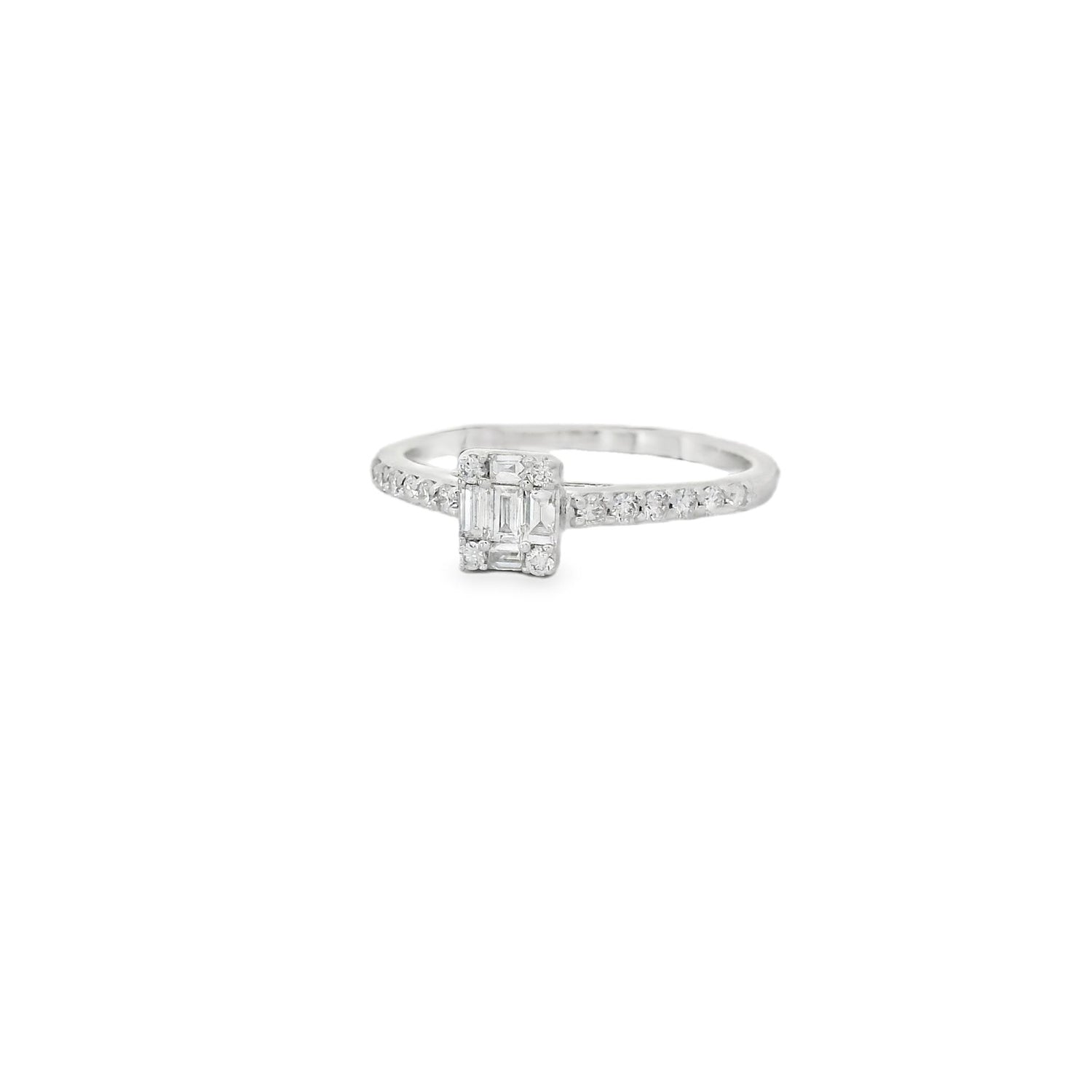 Timeless Emerald-Cut Baguette Diamonds Ring