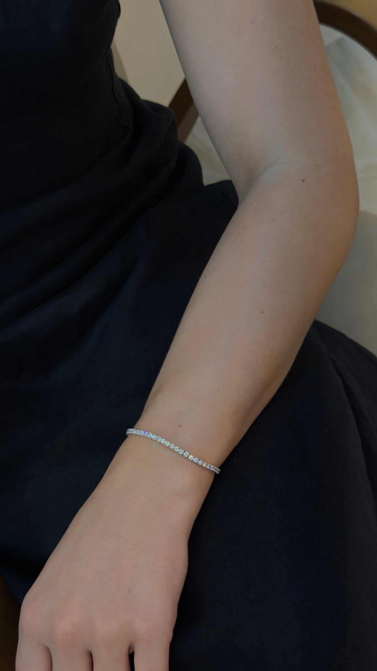 Stunning 4-Carat Diamond Tennis Bracelet - additional view
