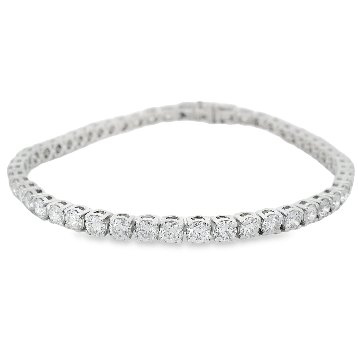 Luxuriant 6-Carat Diamond Tennis Bracelet