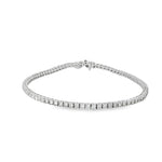 Round diamond tennis bracelet in white gold with box clasp