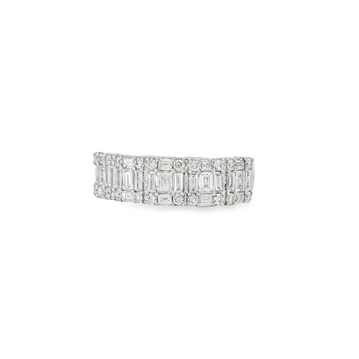 White gold band ring with baguette diamonds framed by round diamonds