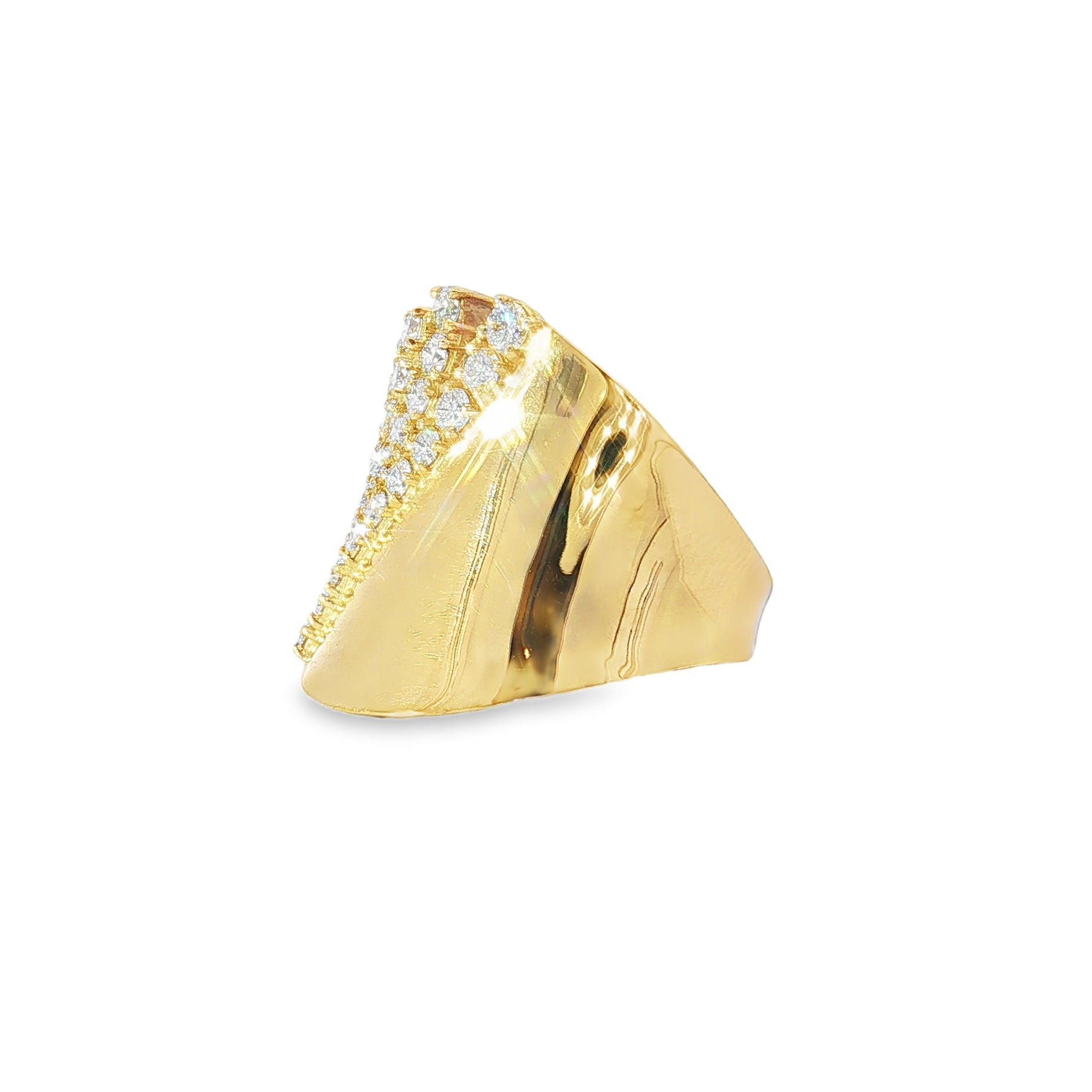 Pavé Shield Yellow Gold Ring angled view