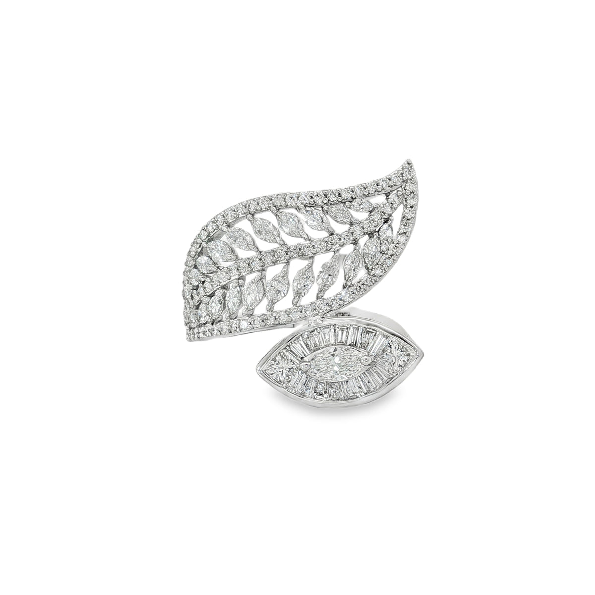 Baguette Diamond Double-Leaf Ring in white gold front view