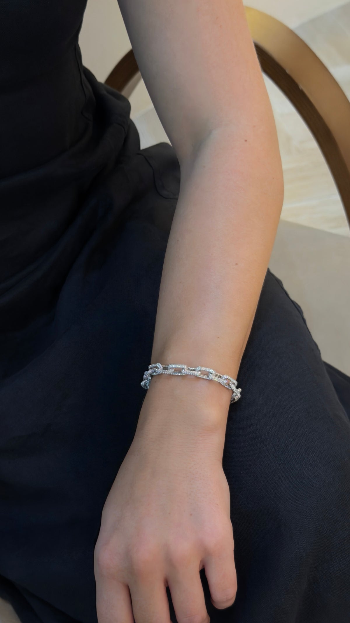 Dazzling Pavé Open-Link Diamond Bracelet - additional view