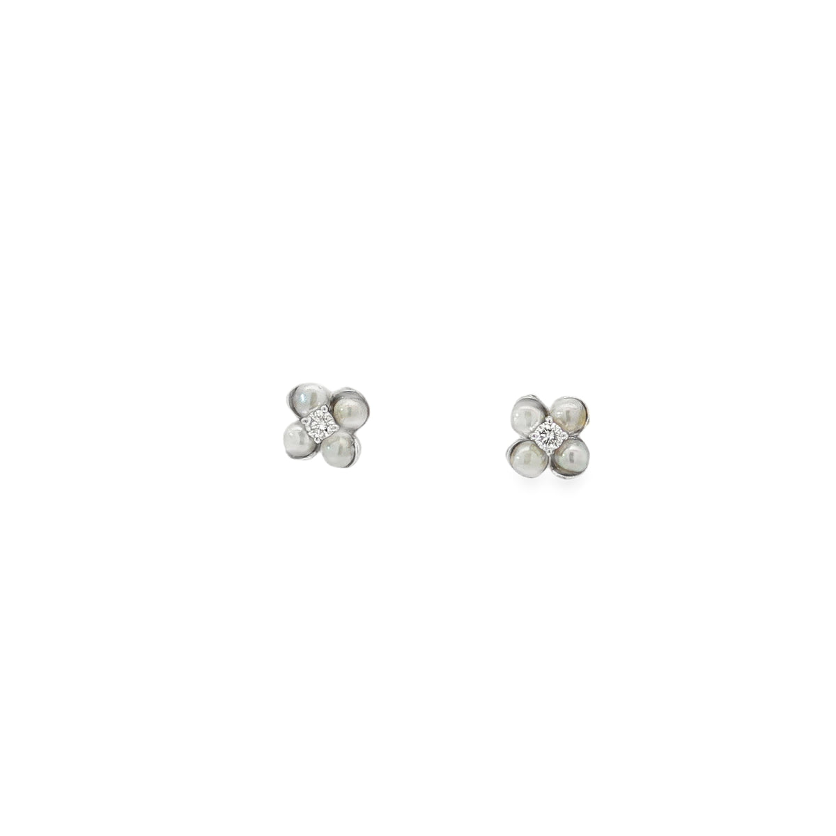 White gold clover stud earrings with four pearls around central diamond clusters