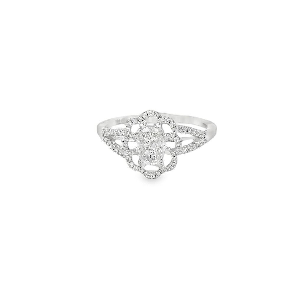 Magnificent Solitaire Setting Diamond Ring