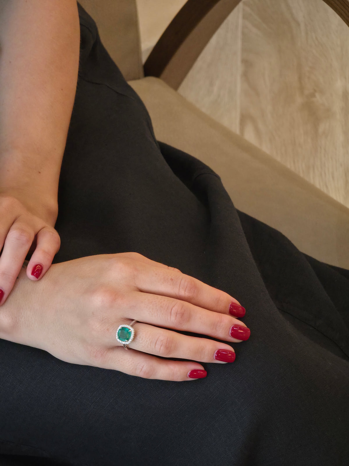 Glamorous Round Emerald Diamond Frame Ring - additional view
