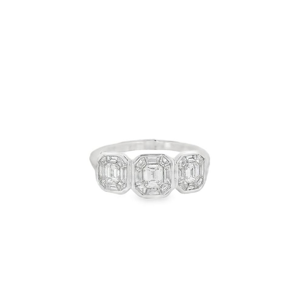 Elegant Three-Stone Sparkle Diamond Ring