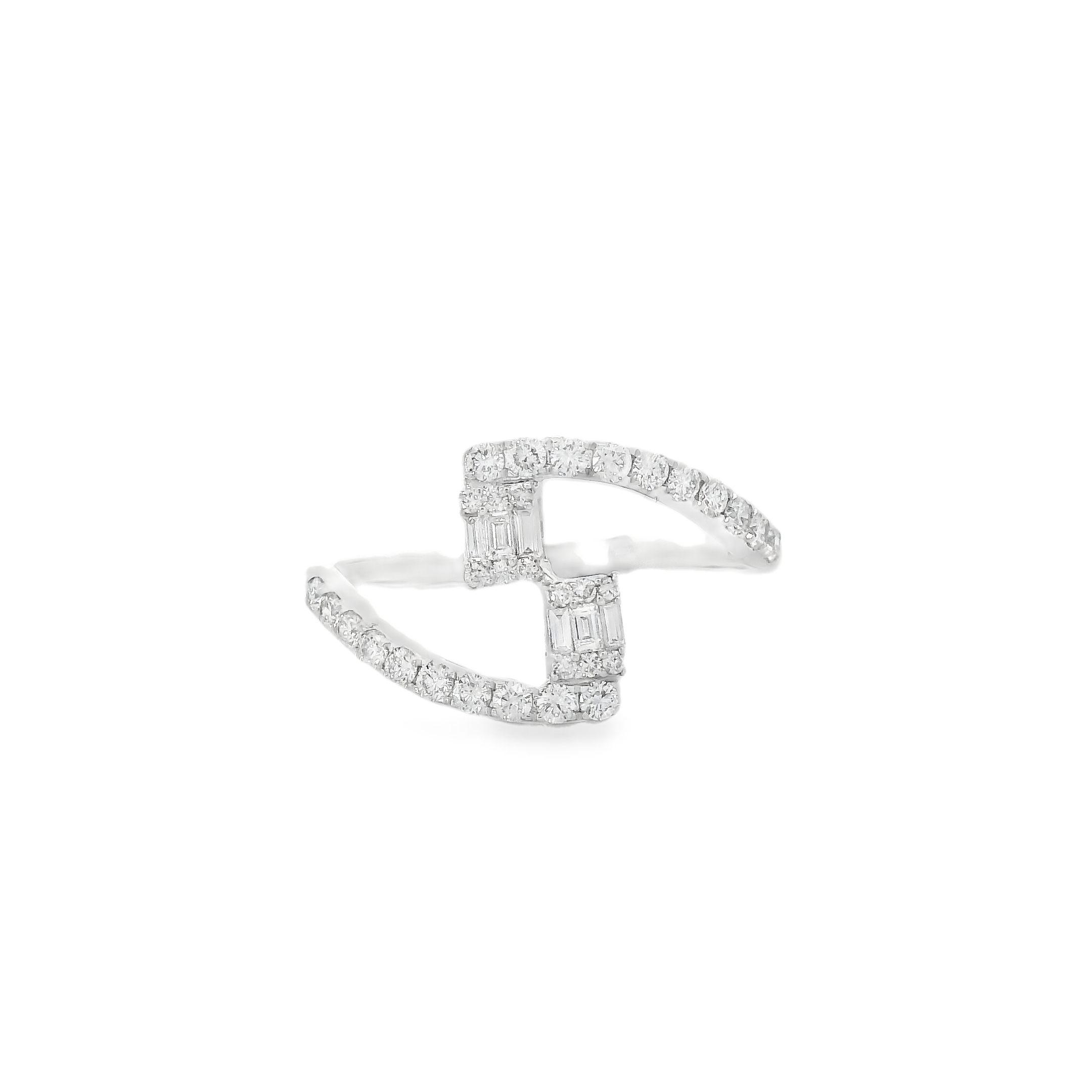 Dazzling Mirrored Baguettes Diamond Ring